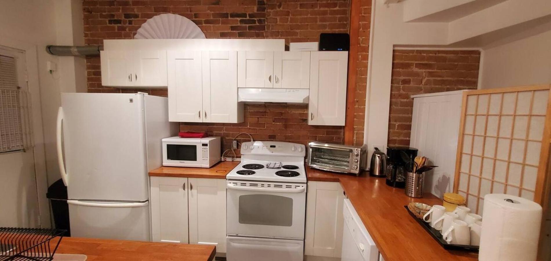 Perfect For Groups Big Livingroom 2 Backyard 3Br 蒙特利尔 外观 照片